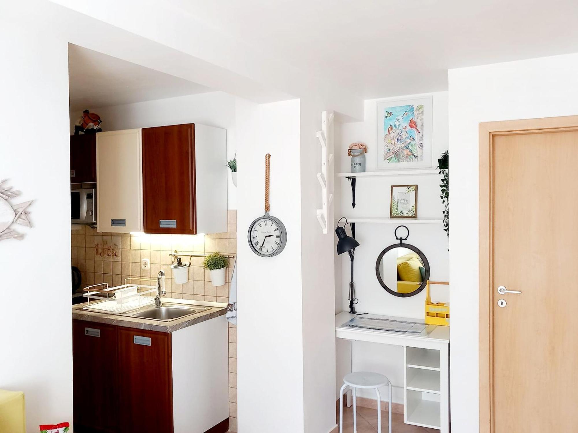 Apartment Megi In Supetar Historical Core Extérieur photo